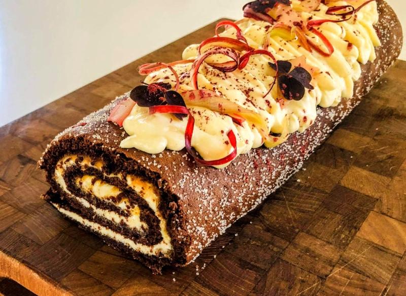 Roulade with rhubarb - GastroFun.net