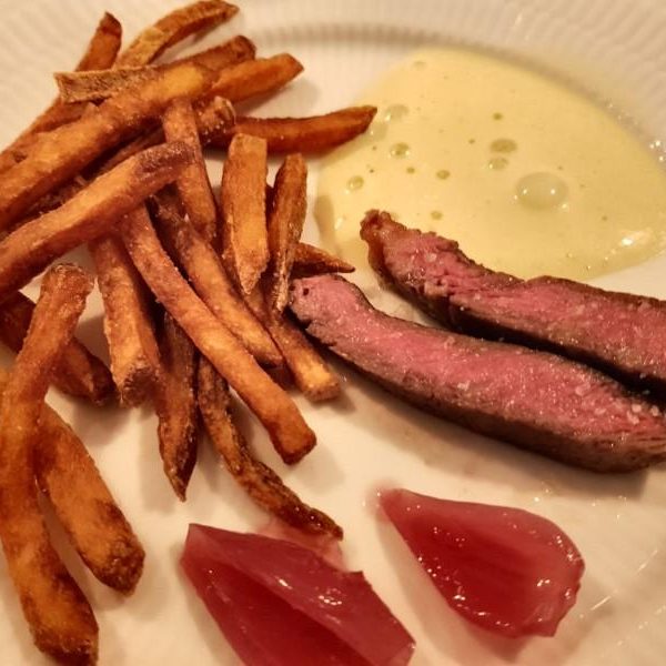 Striploin steak of Sashi AAA with homemade French fries