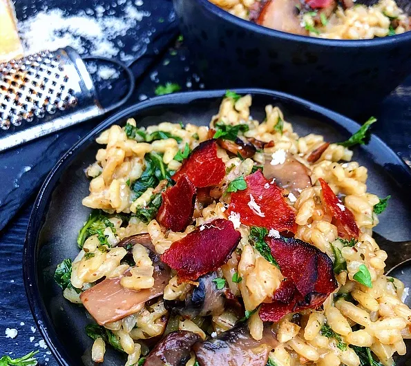 Mushroom Risotto with Kale and Crispy Parma Ham - GastroFun.net