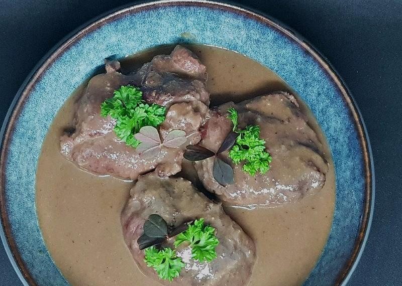 Pork Cheeks in Clay Pot