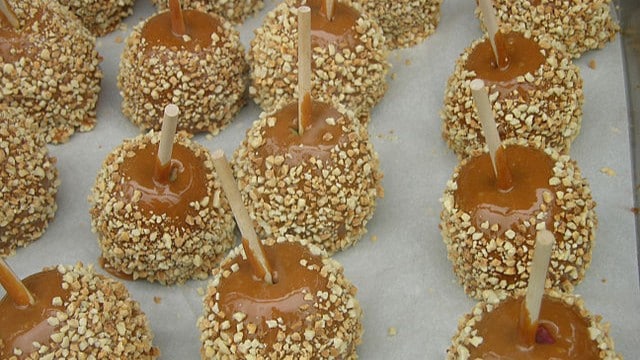 Peanut Butter Lovers’ Apples