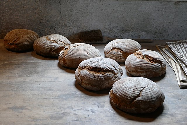 Sourdough_bread_from_Jexhof
