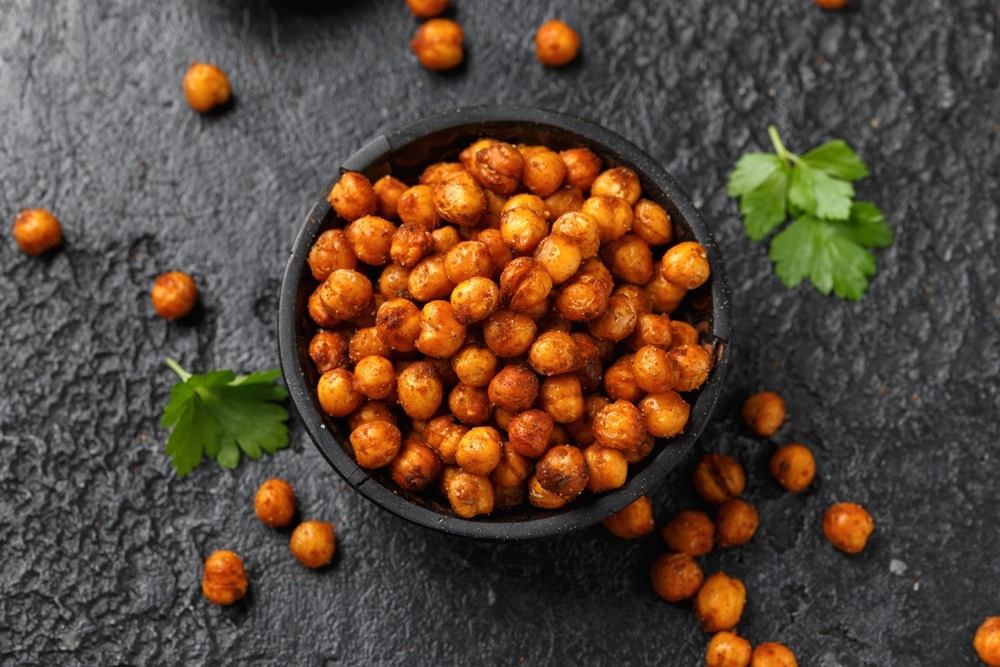 Roasted,Spicy,Chickpeas,In,Rustic,Wooden,Bowl.,Healthy,Snack.