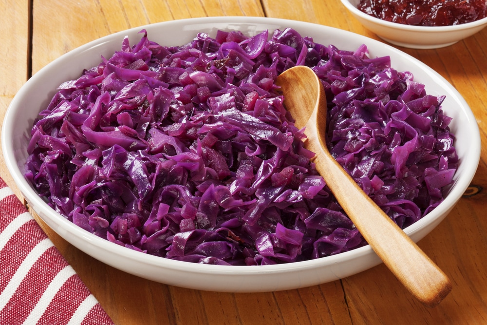 Spiced,Red,Cabbage,With,Apple.