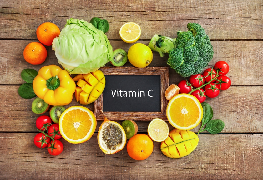 Assortment,Of,High,Vitamin,A,Sources,On,Wooden,Background:,Spinach,