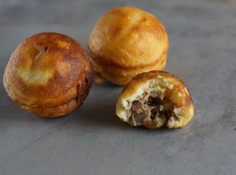 Apple fritters with duck
