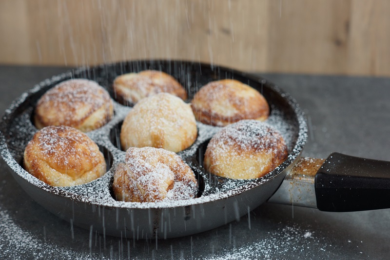 Danish pancake balls