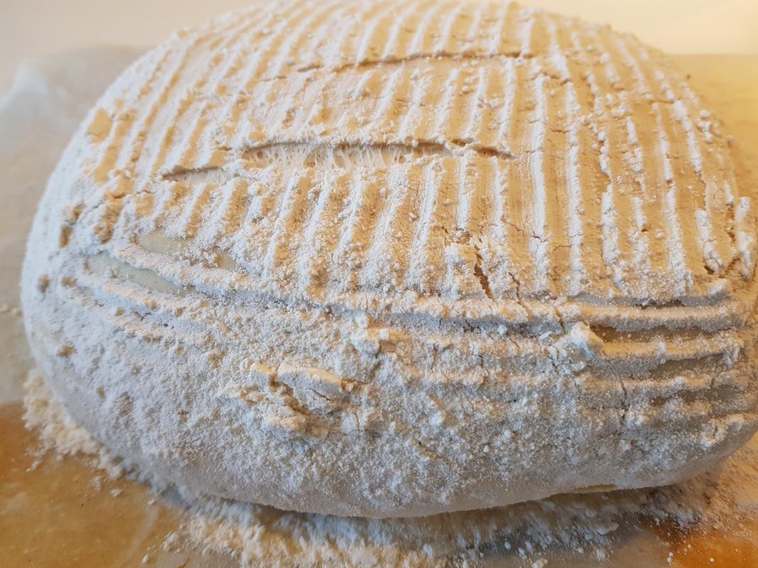 Basket bread