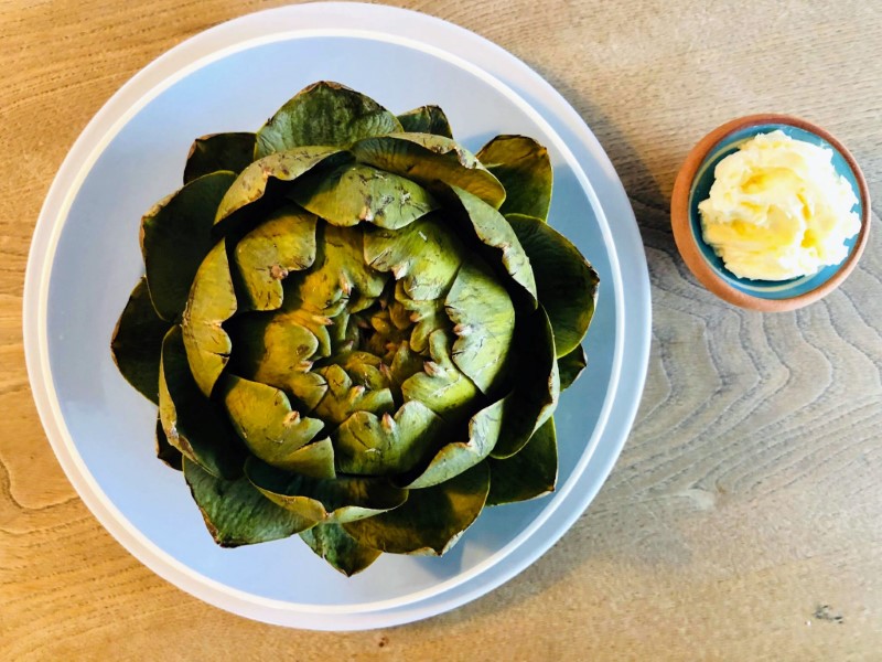 Artichoke with whipped lemon butter