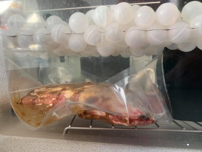 Bao with beef short ribs sous vide