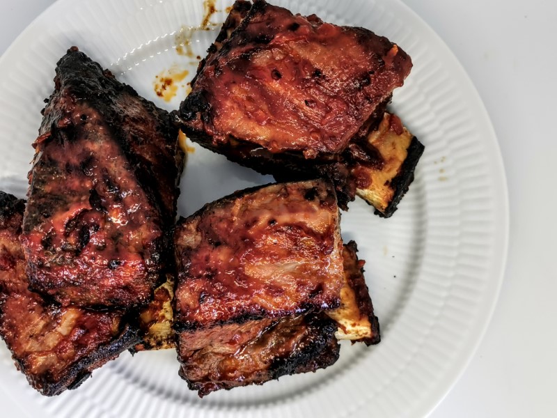 Barbecue short ribs