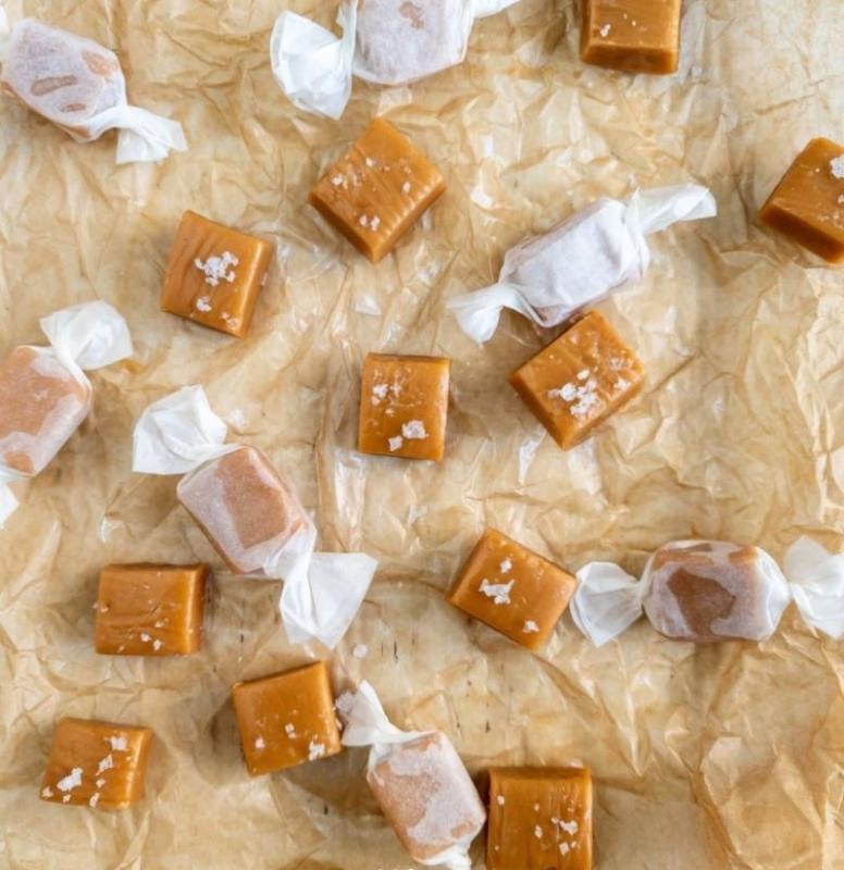 Soft and delicious cream caramels with flaky salt