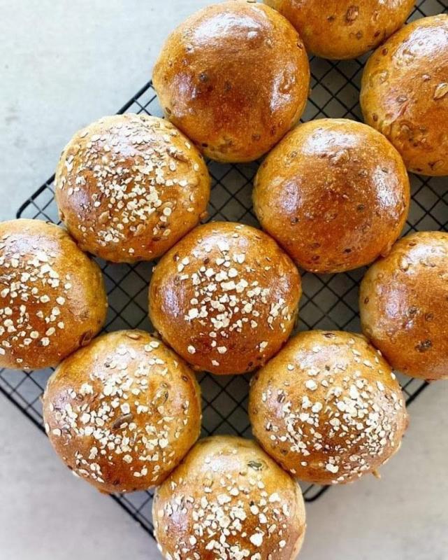 Buns with graham flour