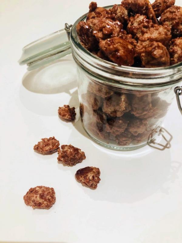 Burnt almonds