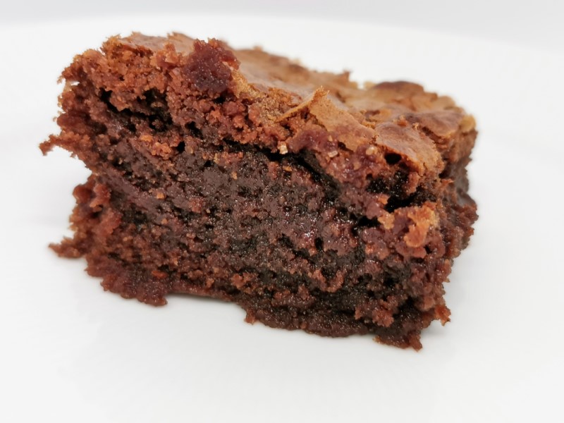 Brownie with milk chocolate