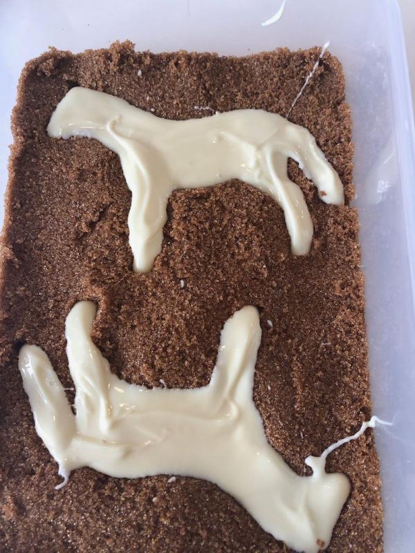 Chocolate horse molded in brown sugar