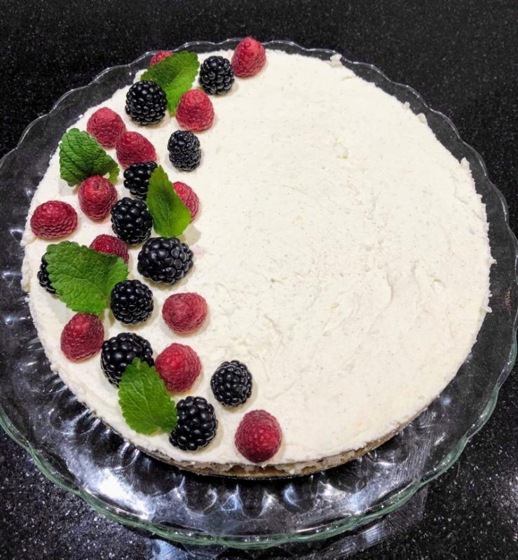 Lemon cheesecake