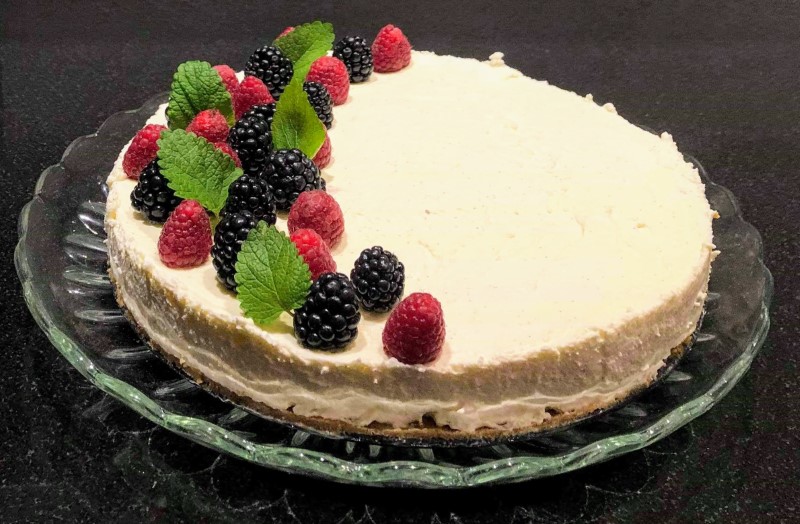 Lemon cheesecake