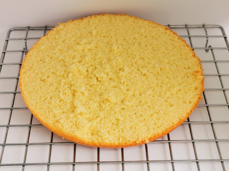 Lemon Layer Cake with White Chocolate