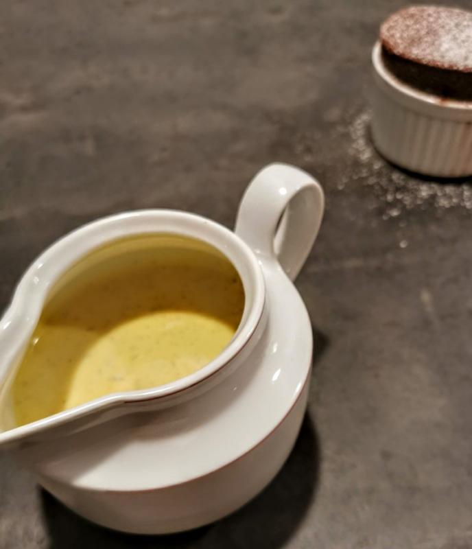 Crème anglaise - vanilla sauce