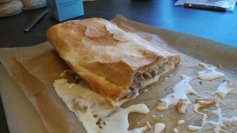 The finished ham roll