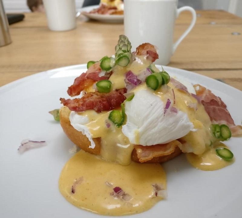 Egg Benedict