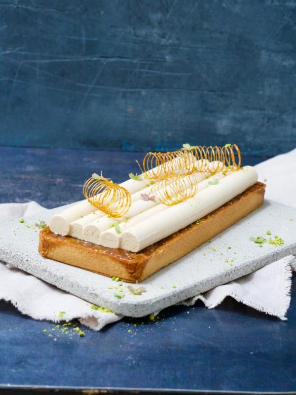 Fig dream with nut crunch and caramel