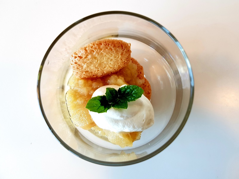 Apple Cake