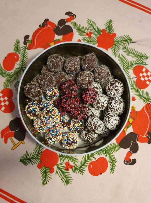 Oatmeal Balls with Rum