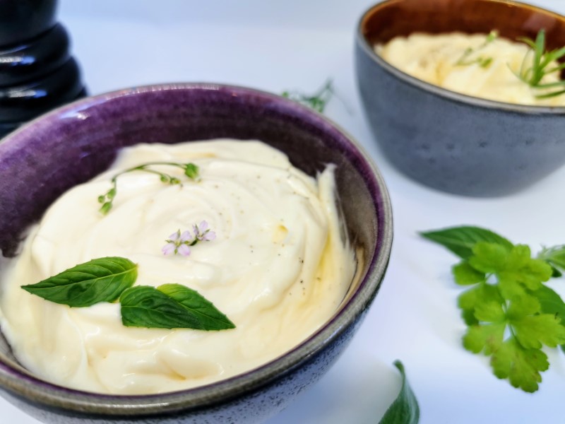 Homemade mayonnaise