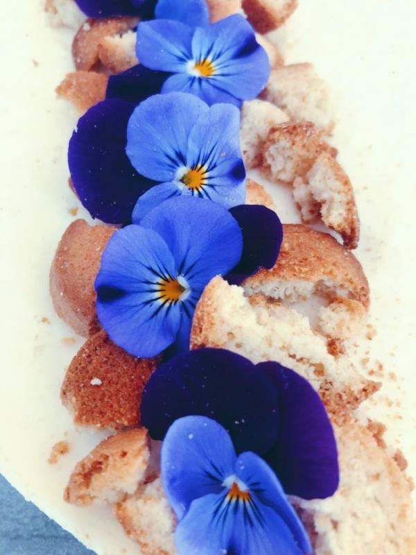 Quick and easy buttermilk cake