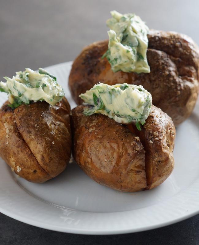 Garlic butter with parsley and roasted garlic