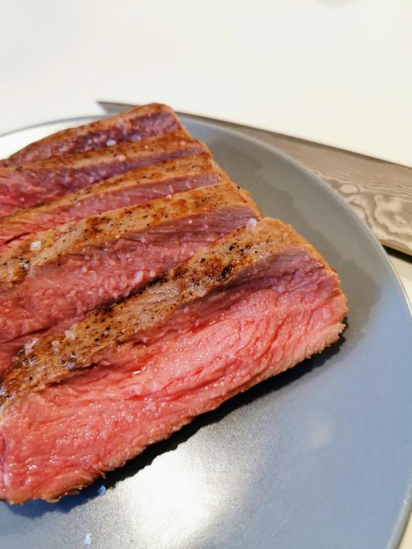 Dry-aged veal filet sous vide