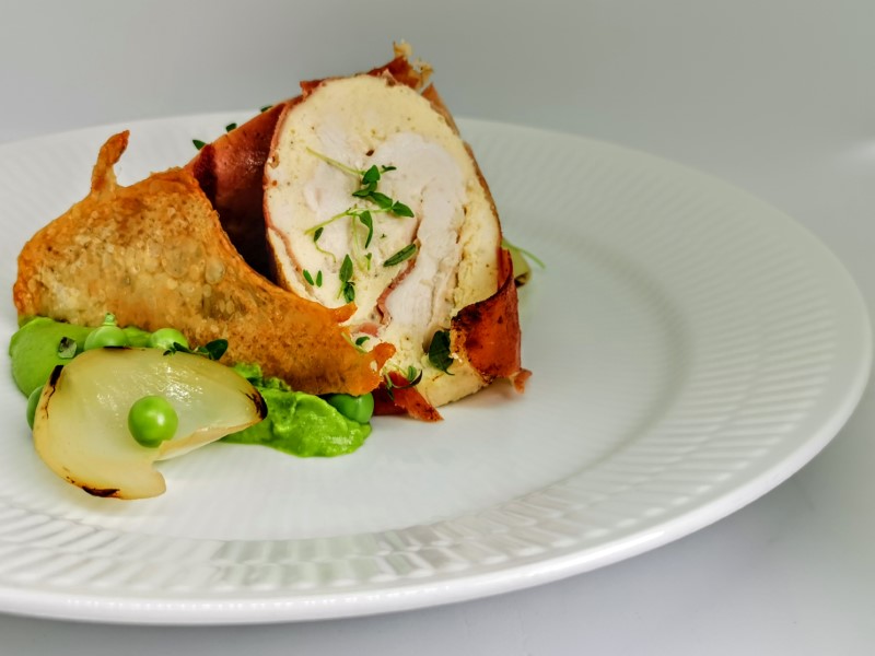 Chicken roll with soufflé stuffing