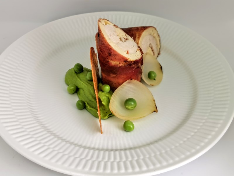 Chicken roll with soufflé stuffing