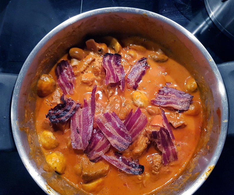 Tenderloin stew with bacon