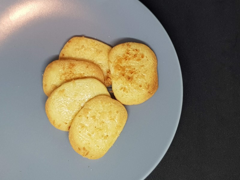Nutty Snaps Cookies