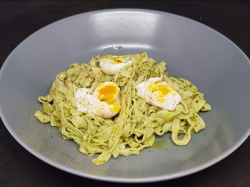 Pasta with Quail Eggs