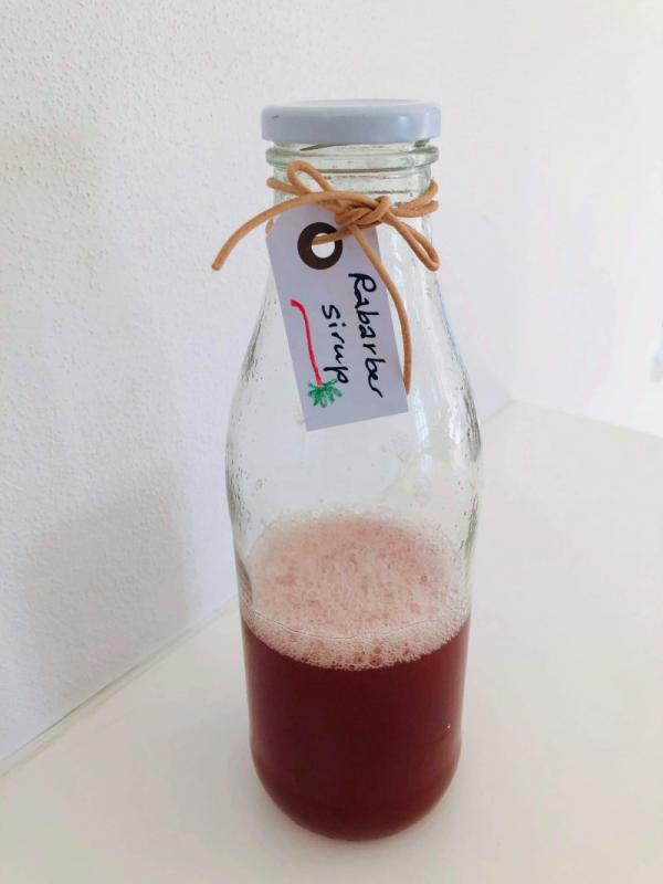 Rhubarb syrup