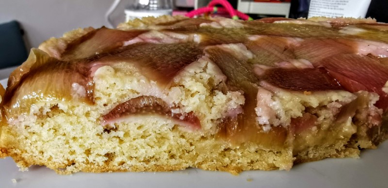Rhubarb upside down cake