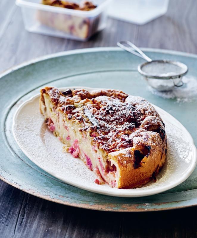 Rhubarb Cake