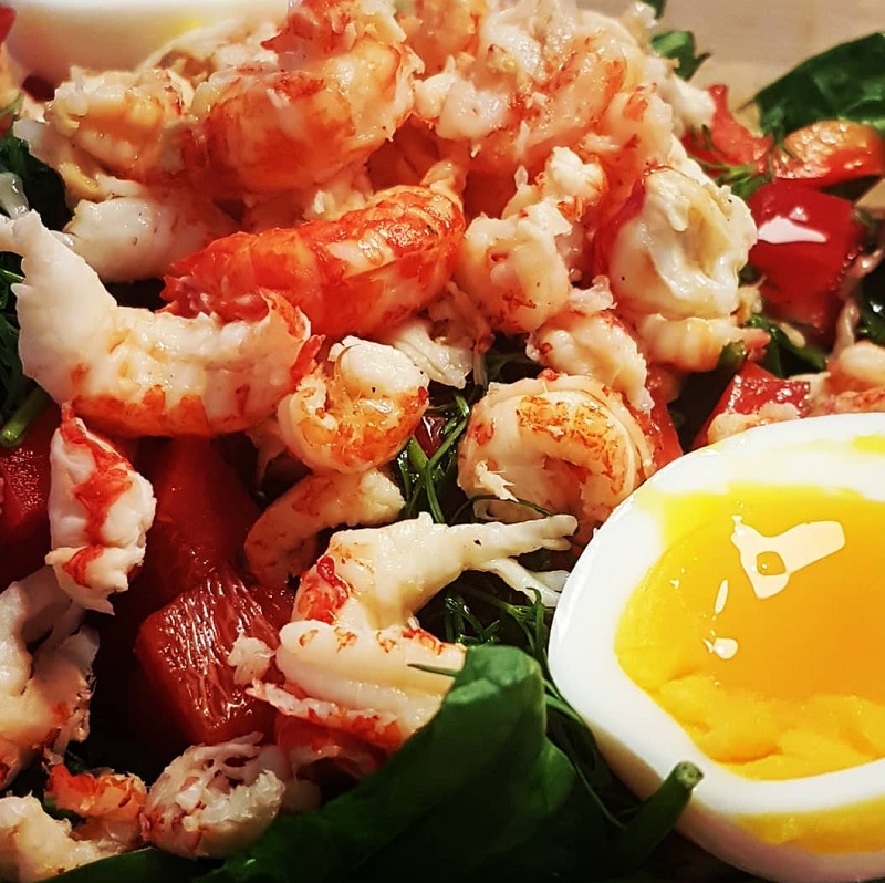 Salad with Crayfish Tails