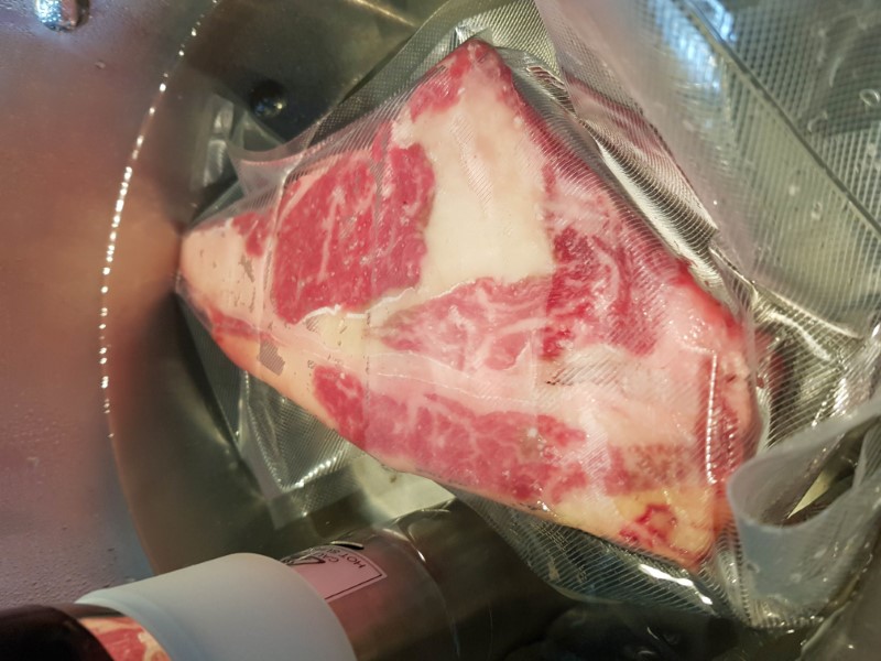 Sashi beef rib roast