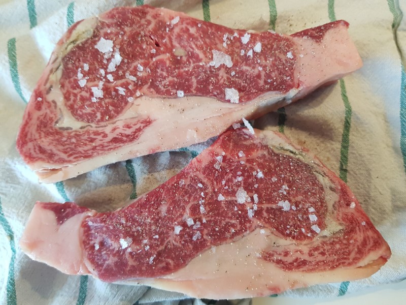 Sashi beef rib roast