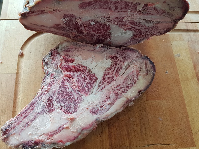 Sashi ribeye steak