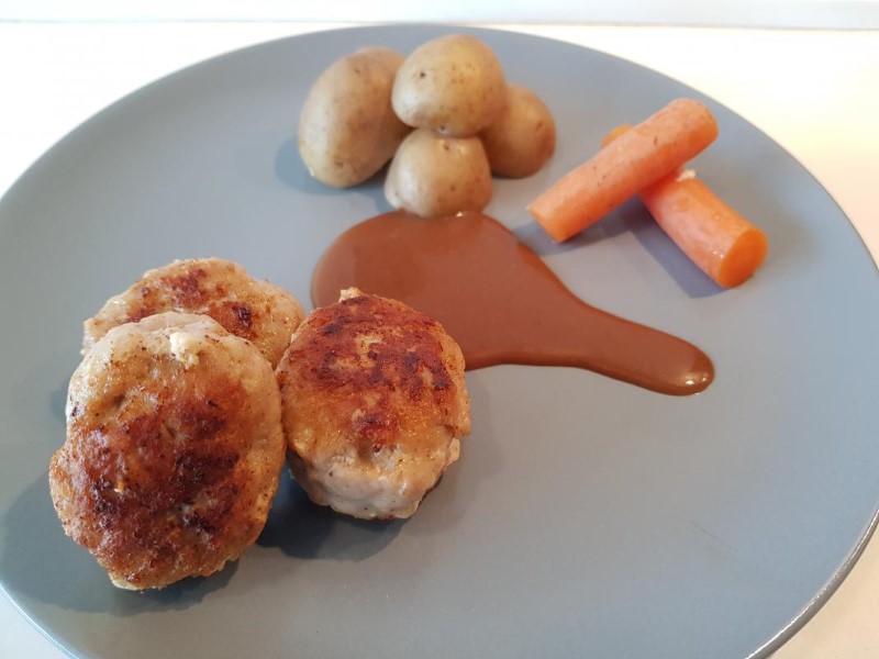 Butter-fried meatballs