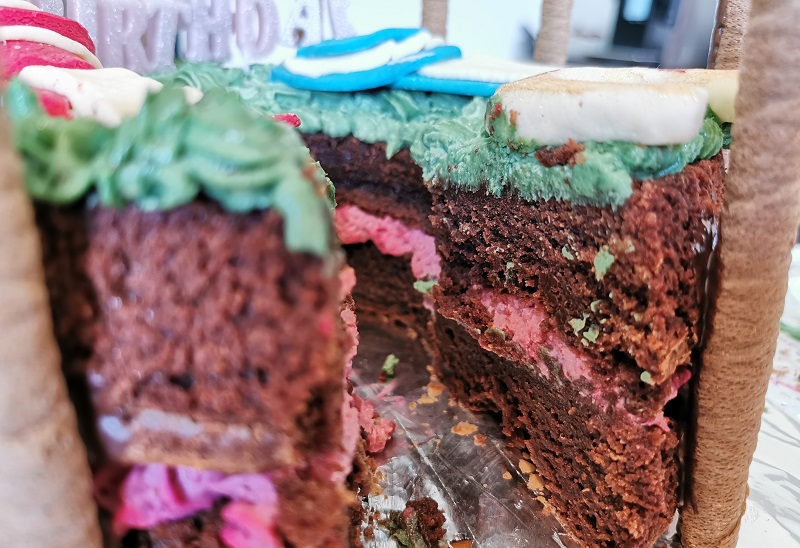 Number cake for the horse lover