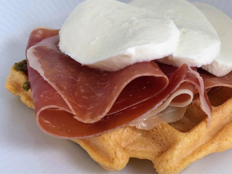 Waffles with lentil flour