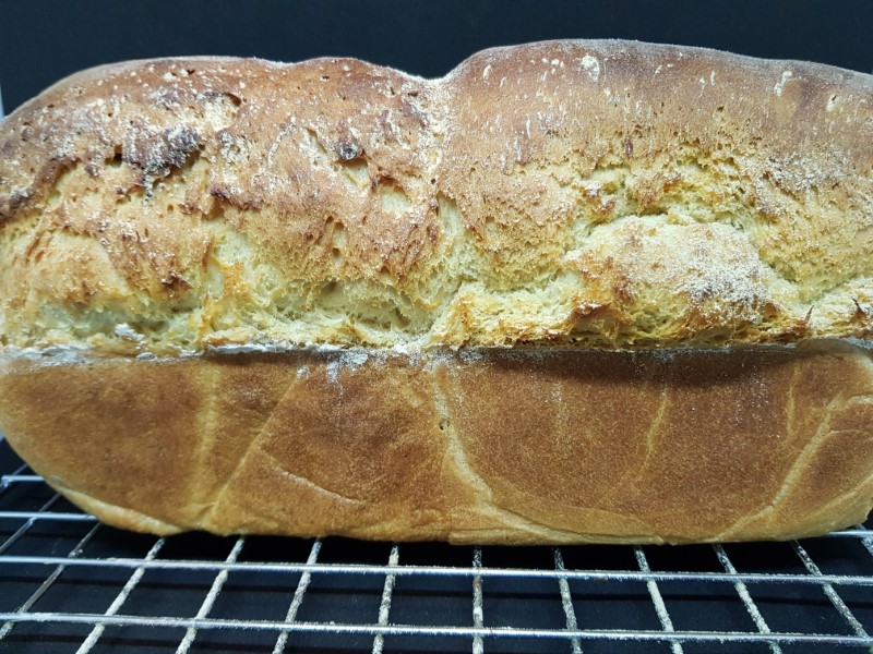 Xanthan gum in French bread