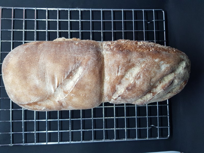 Xanthan gum in French bread